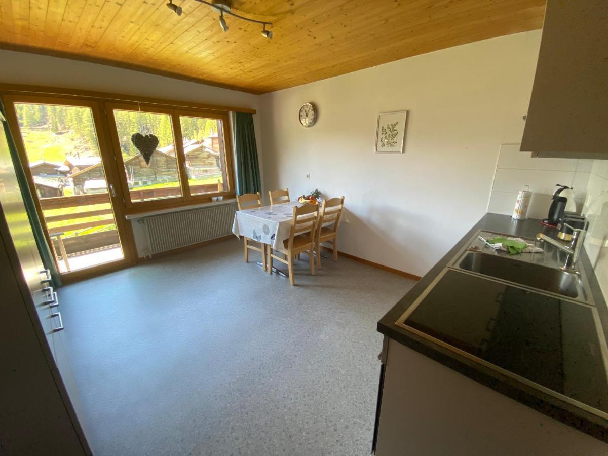 Apartments Carmena Saas-Grund Zewnętrze zdjęcie